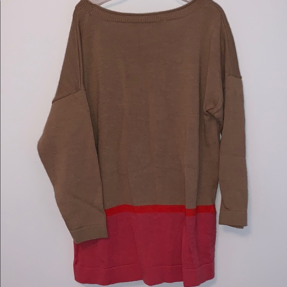 Sweater - Picture 5 of 5